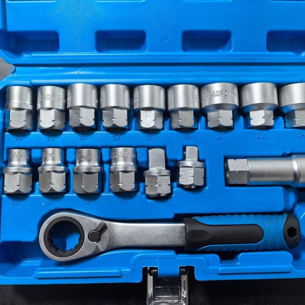 17ピース 12ポイント ドライブ ラチェットソケットレンチ - Cnc Bits のレビューと価格